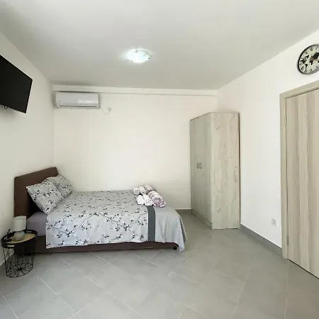 Apartament Monika Budva