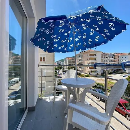 Monika Apartament *