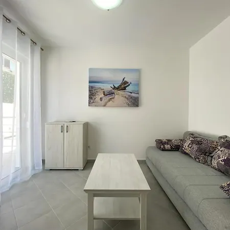 Apartament Monika *